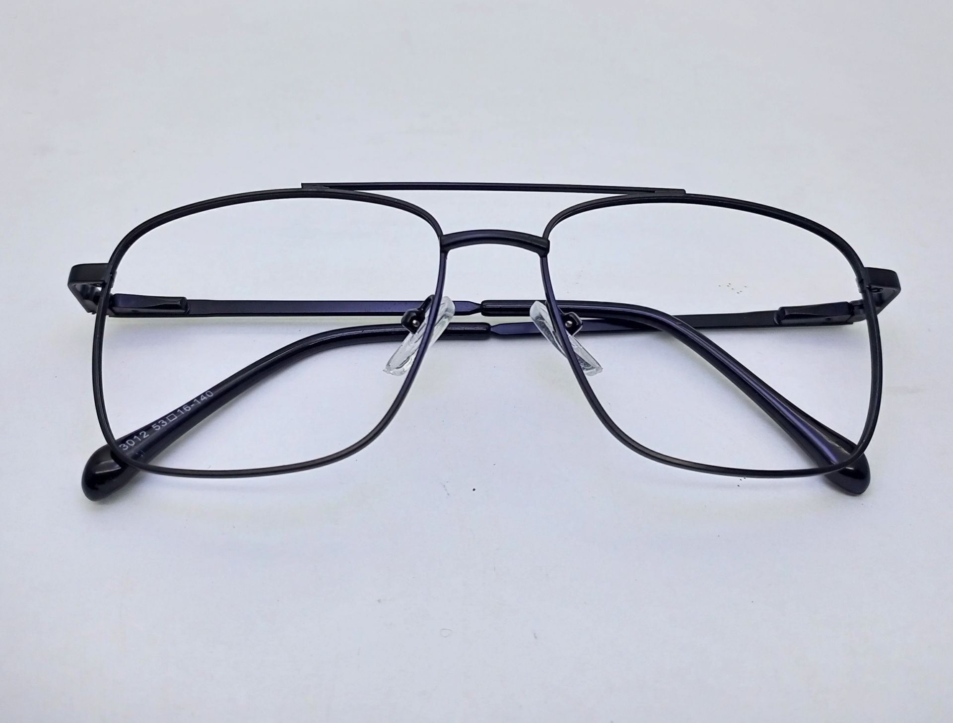 Vacation aviator - Image 3